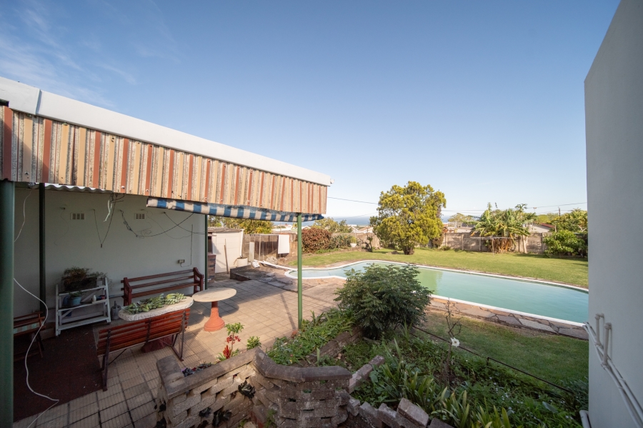 3 Bedroom Property for Sale in Sunnyridge Eastern Cape